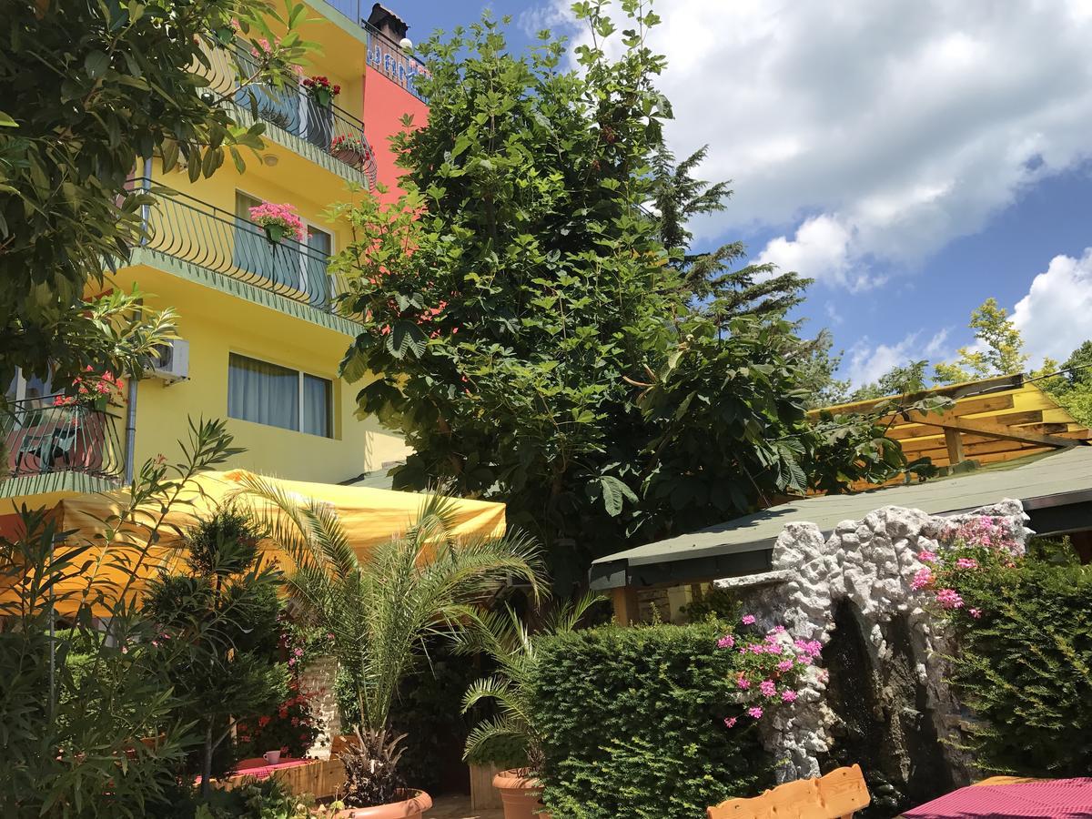 Hotel Jambo 골든샌드 외부 사진